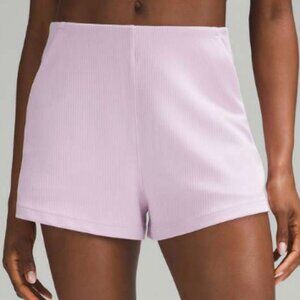 Lululemon Ribbed Softstreme High-Rise Short 2” Inseam Pink Size 6 W7CPNS